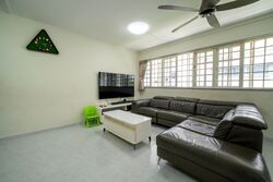Blk 422 SUN PLAZA GARDENS (Tampines), HDB 4 Rooms #567533451